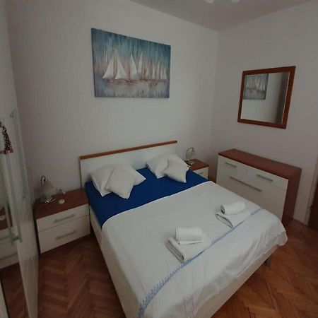 Apartment Miro Kaštela Esterno foto