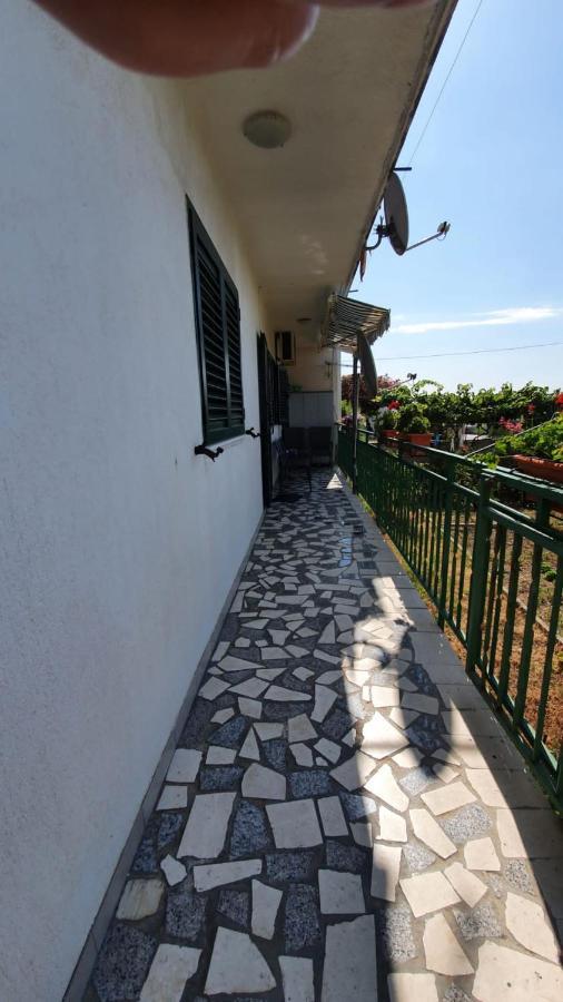 Apartment Miro Kaštela Esterno foto